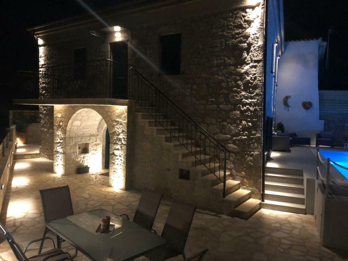 Villa Charonia Spanokhórion Extérieur photo